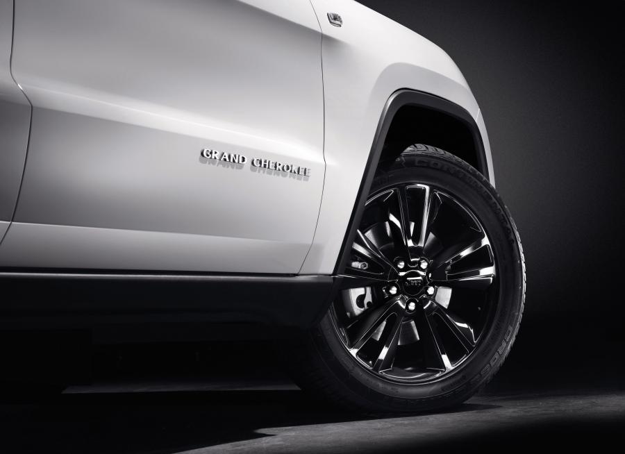  Jeep Grand Cherokee S Limited 2012 года  (фото 10 из 12)